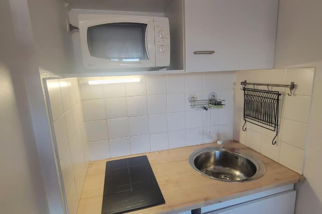 Fully Equipped Apartment St Charles Station Marseille Exterior photo